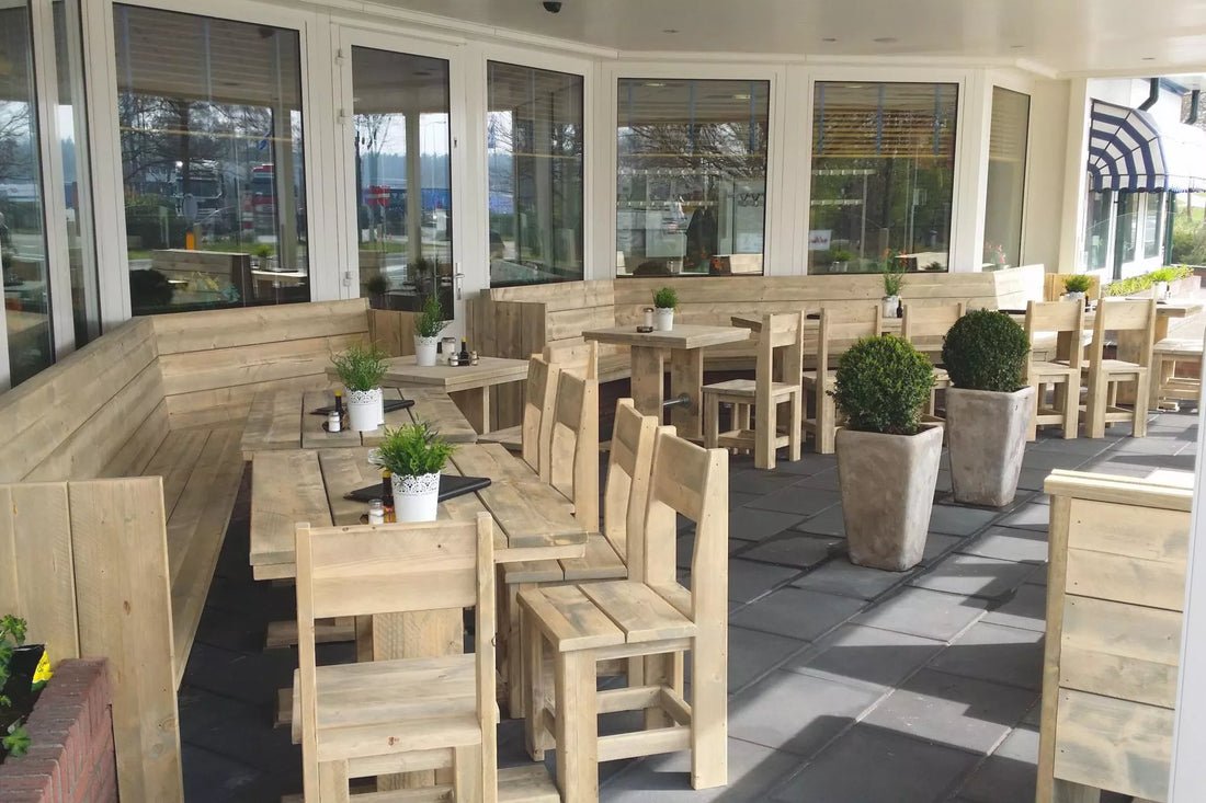 Diese Werkstoffe machen Ihre Terrassenmöbel wetterfest