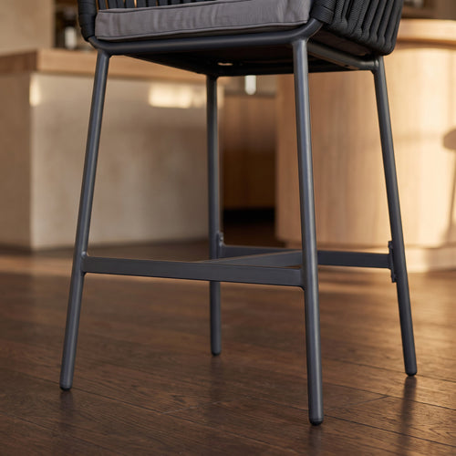 Barhocker Helena Midi – Detailansicht Gestell